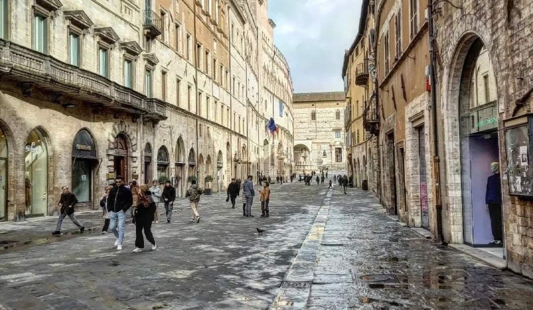 Corso Vannucci: la via principale e cosa vedere passo per passo