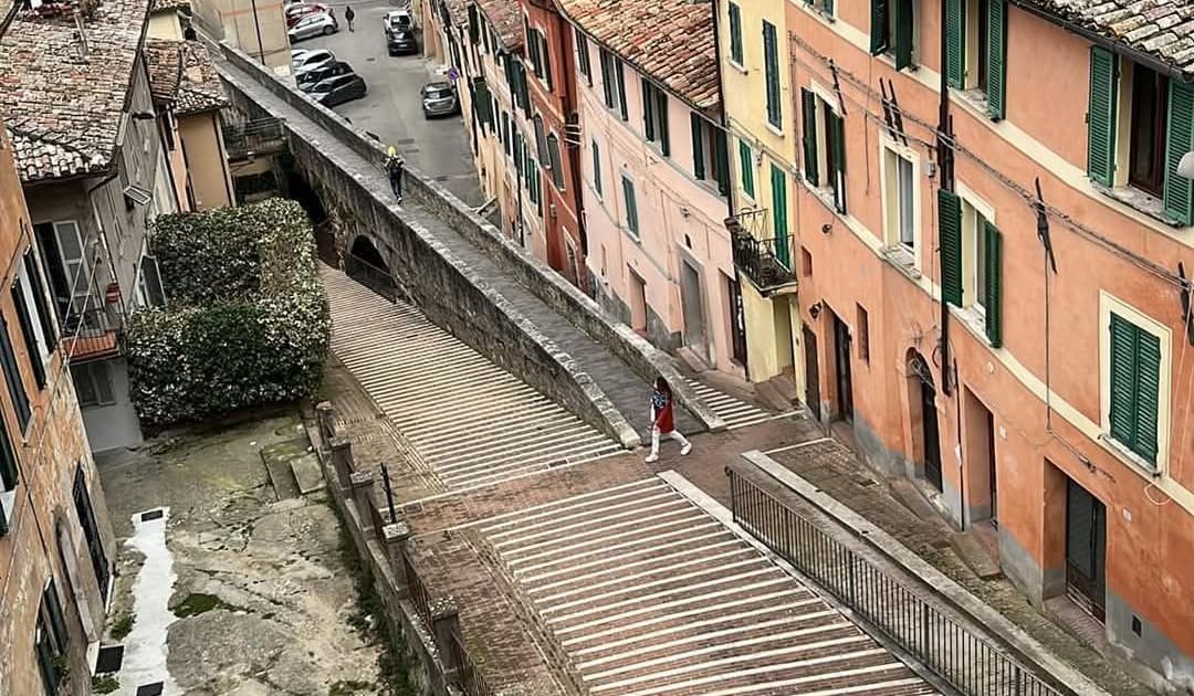 Via dell’Acquedotto: passeggiata suggestiva